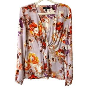 Guess Chava Twist Front Top Blouse Purple Lavender Floral Medium Long Sleeve